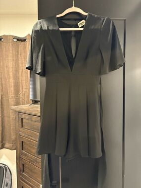 Black V-Neck Short Sleeve romper